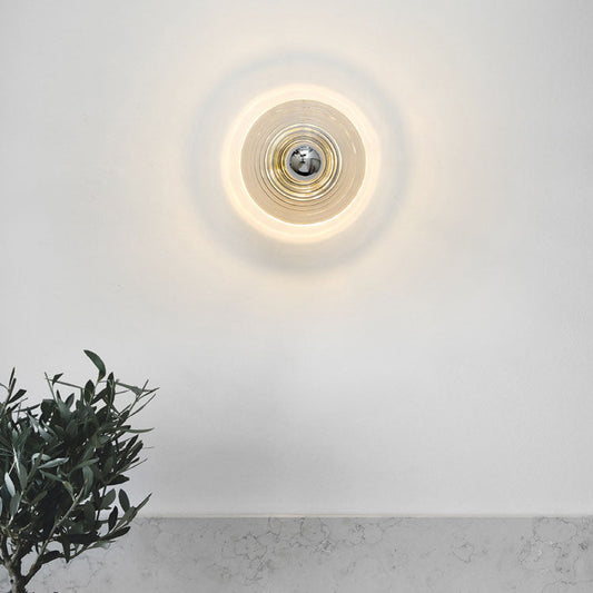 Frendorf | Zeitlose Wandlampe aus Glas für vielseitige Beleuchtung