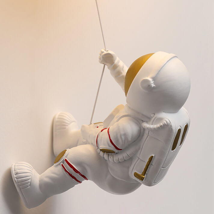 Frendorf | AstroLuxe Kreatives Astronaut Wandlampe | Eisen- und Harzdesign | Einzigartige Beleuchtung für Schlafzimmer | Stimmungslicht