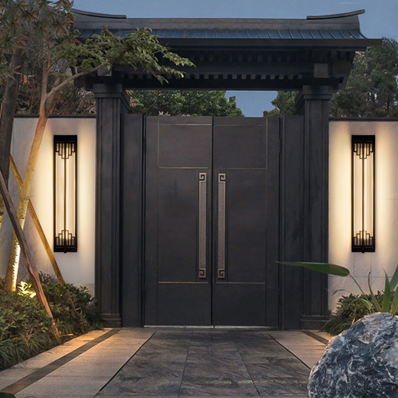 Traditionelle chinesische wasserdichte rechteckige Edelstahl-Glas-LED-Wandleuchte für den Außenbereich Terrasse