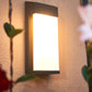 Frendorf | SolAura Frosted Glas Außenleuchte | Solar LED Wandleuchte | Wasserdicht & Energiesparend