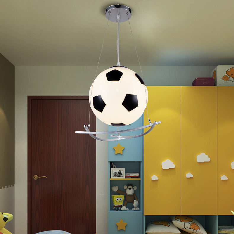 Frendorf | GoalLight Fußball Kinderzimmer Pendelleuchte | Kreatives Design | Glas & Eisen | 1-flammige Hängeleuchte