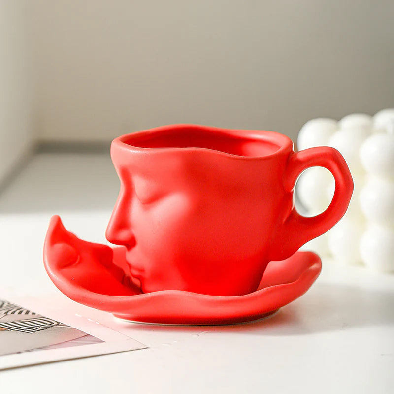 Frendorf | Metal Touching Face Kreative Keramische Kiss Kaffee Becher, Künstlerisches Vibe Becher & Untertasse Set