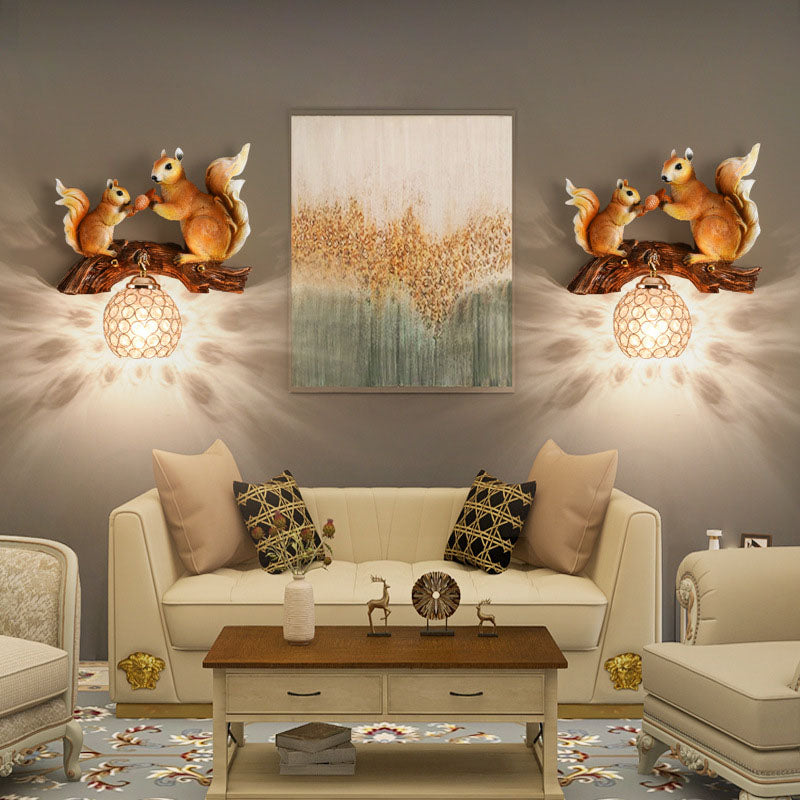 Frendorf | Crystanova Wandleuchte | Kreatives Eichhörnchen-Design | Kristall-Details | 1-flammige Lampe für Schlafzimmer