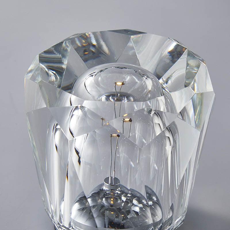 Frendorf | Crystavo Zylindrische Kristall LED Tischlampe | Kreatives Design | Perfekt für Schlafzimmer & Dekoration