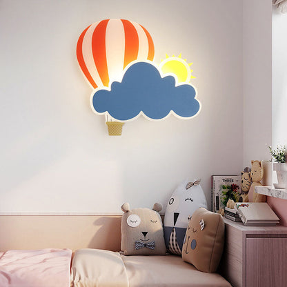Frendorf | SkyDream LED Wandleuchte | Kreatives Heißluftballon- & Wolkendesign | Für Kinderzimmer | Warmweißes & Weißes Licht
