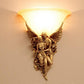 Frendorf | AngeloEmbrace Wandlampe | Retro Engel-Design | Harz-Wandleuchte | 1-Licht Beleuchtung für stilvolle Räume