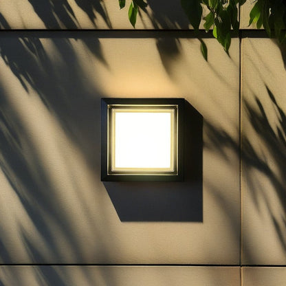 Frendorf | LumenSquare Waterproof LED Außenwandleuchte | Zeitloses Aluminium-Acryl Design | Garten- und Terrassenbeleuchtung