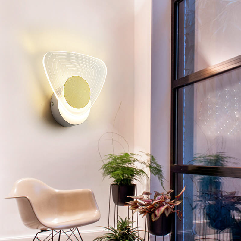 Frendorf | Luxoria Geo LED Wandleuchte | Goldenes Geometrisches Design | Acryl & Modern | Warmes Licht