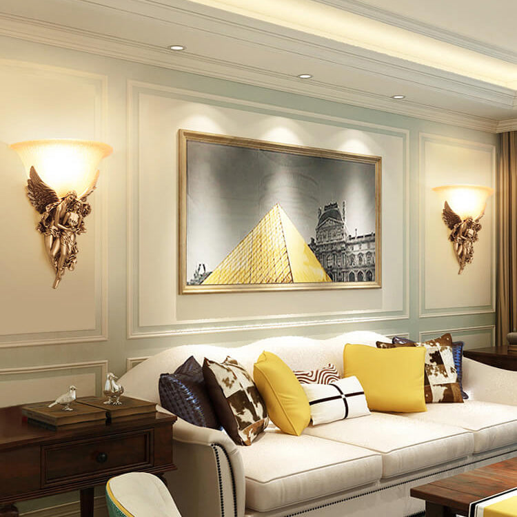 Frendorf | AureliaLux Vintage Wandlampe mit Engelsdesign | Europäischer Stil | Glaselemente | Perfekte Beleuchtung für Flur und Wohnzimmer