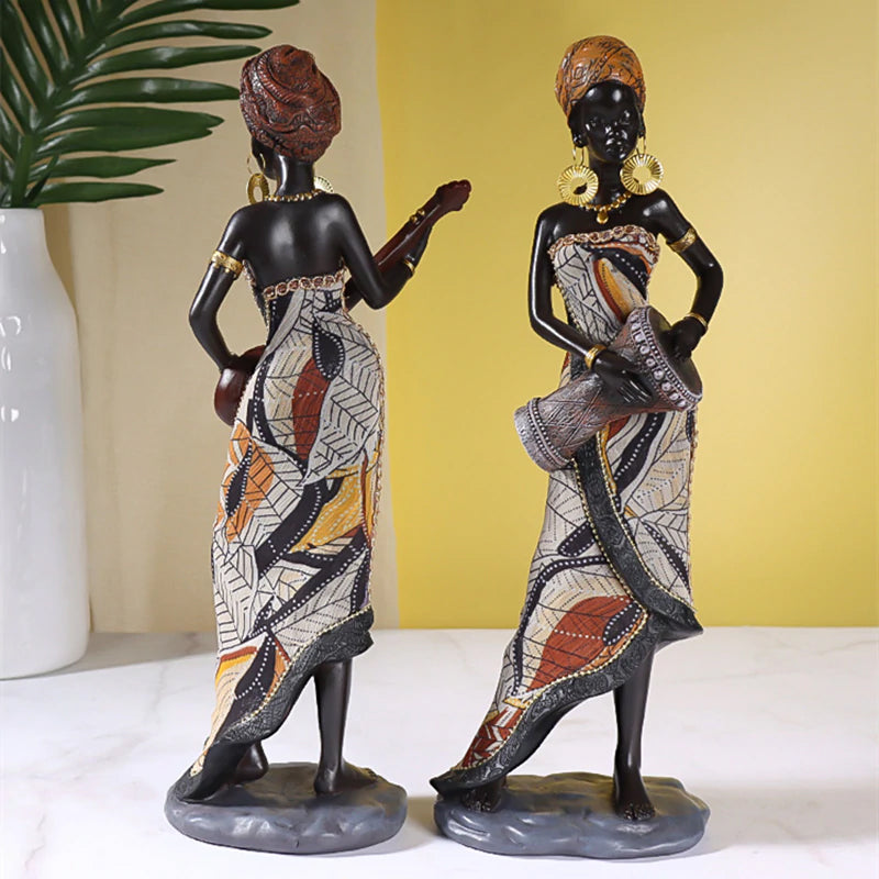 Afrikanische weibliche Musiker-Skulptur