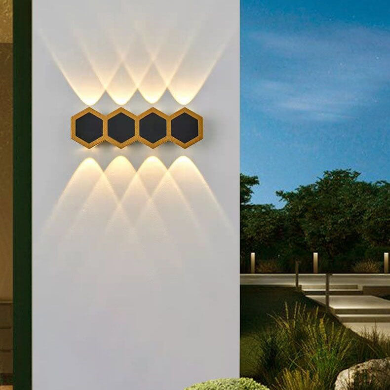 Frendorf | LumoHex Prime | Modernes Outdoor LED Wandlicht | Hexagon Schwarz-Gold Kombination