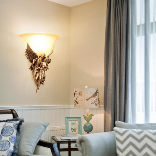 Frendorf | AureliaLux Vintage Wandlampe mit Engelsdesign | Europäischer Stil | Glaselemente | Perfekte Beleuchtung für Flur und Wohnzimmer