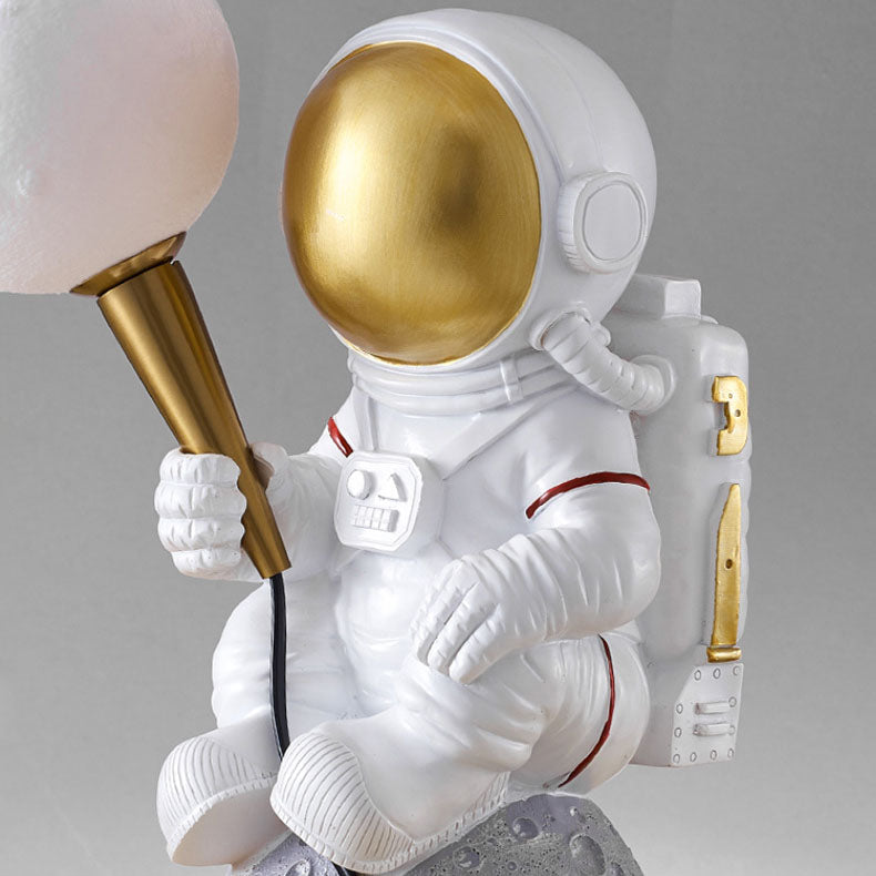 Frendorf | CosmoBuddy Astronaut Wandlampe | Kreatives Design | Resin & ABS | LED Schlafzimmerlicht