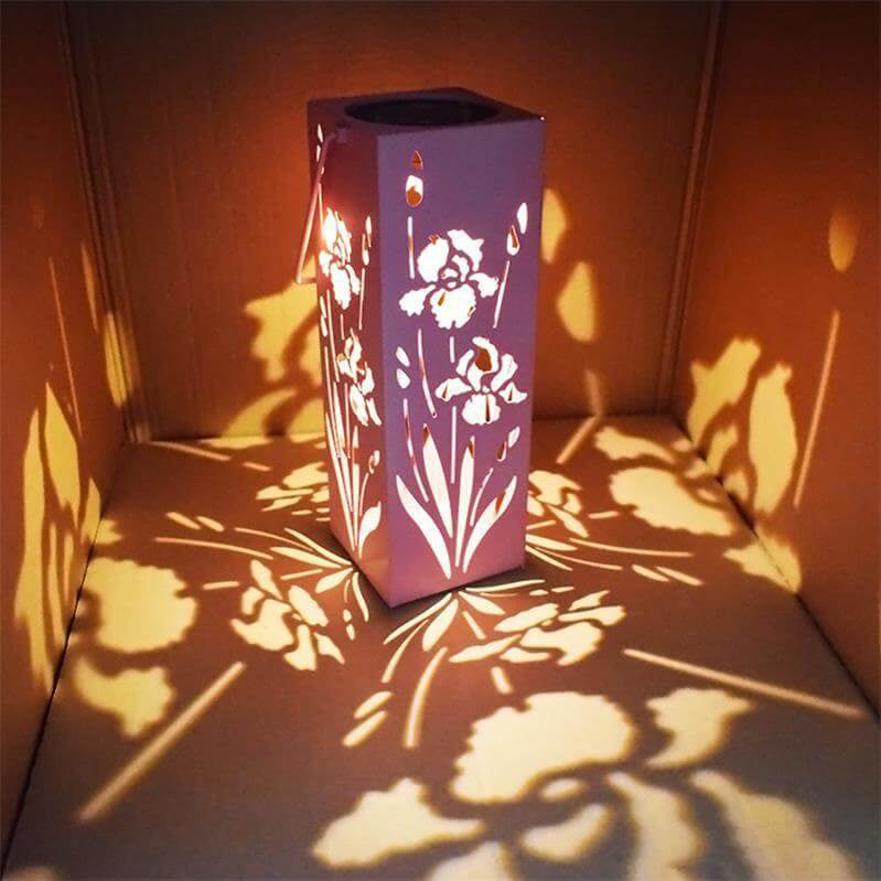 Solar Butterfly Rose Muster Hohle Säule LED Außen wasserdichte dekorative Lampe