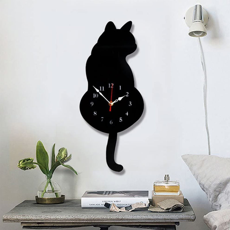 Nordic Cat Schwanzwedelnde Wanduhr