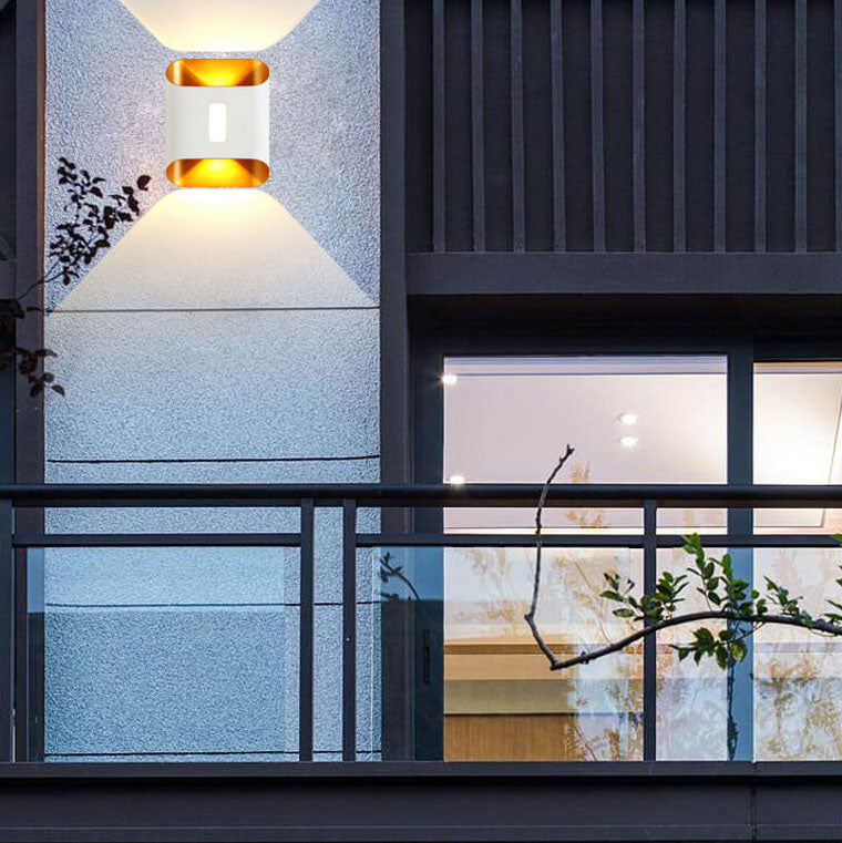 Frendorf | Luxorma ArcLume Außenwandleuchte | Modernes Design | Wasserdicht | Aluminium | LED für Terrassen