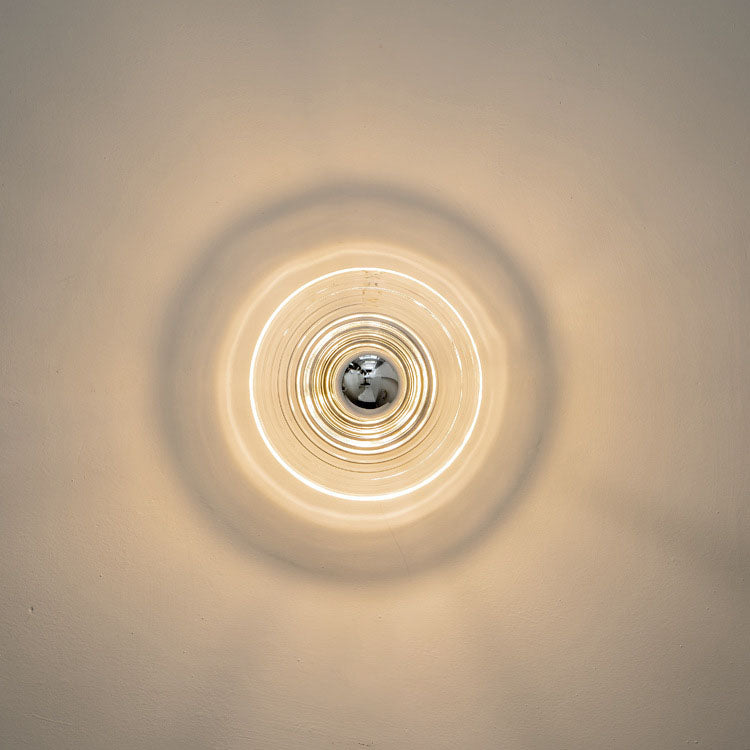 Frendorf | Zeitlose Wandlampe aus Glas für vielseitige Beleuchtung