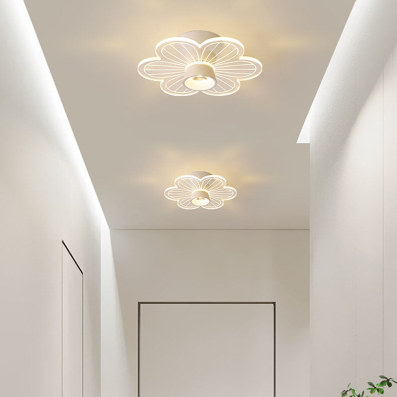 Frendorf | Bloomora Minimalistische LED-Deckenleuchte | Rosendesign | Runde Acryl-Lampe | Stimmungslicht für Wohnzimmer