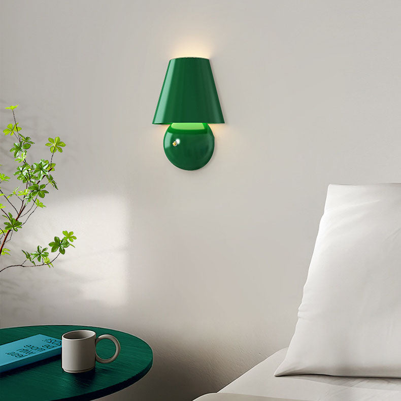 Frendorf | TrapeLux LED Wandleuchte | Modernes Trapez-Design | Eisen & Acryl | Warmweißes Licht