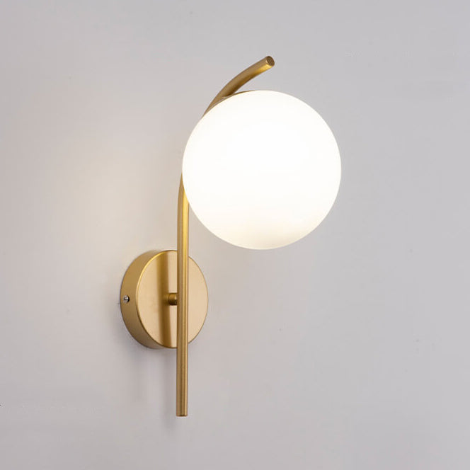 Frendorf | GlobeArc Nordic LED Wandleuchte | Glas-Kugel | 1-flammig | Modernes Design | Deko für Zuhause