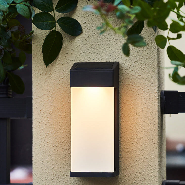 Frendorf | SolAura Frosted Glas Außenleuchte | Solar LED Wandleuchte | Wasserdicht & Energiesparend