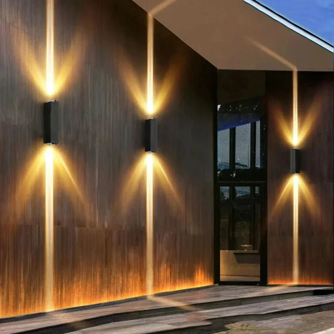 AquaPulse - Wasserdichte LED Spot Lampe