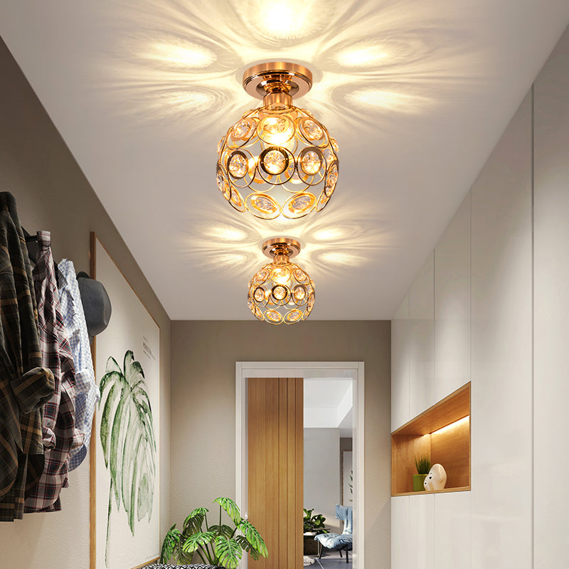 Frendorf | OrnaLux Goldene Luxus Ball Deckenleuchte | Exklusive LED-Beleuchtung | Modern | Elegante Flurbeleuchtung