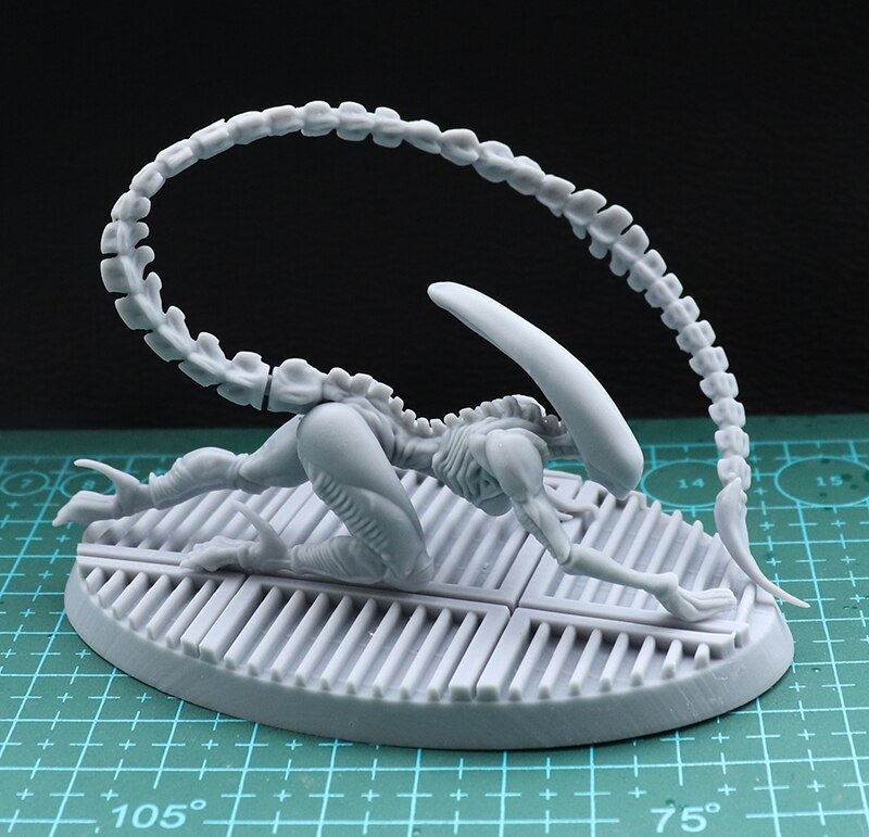 100mm 75mm Harz Modellbausätze Weibliche Alien Figur Skulptur Unbemalt Keine Farbe DW-053
