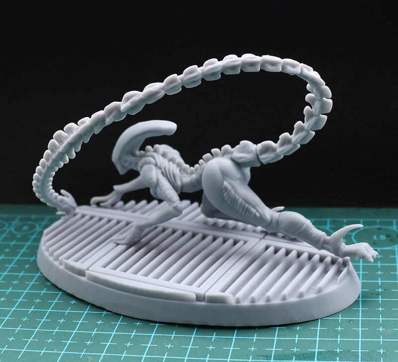 100mm 75mm Harz Modellbausätze Weibliche Alien Figur Skulptur Unbemalt Keine Farbe DW-053