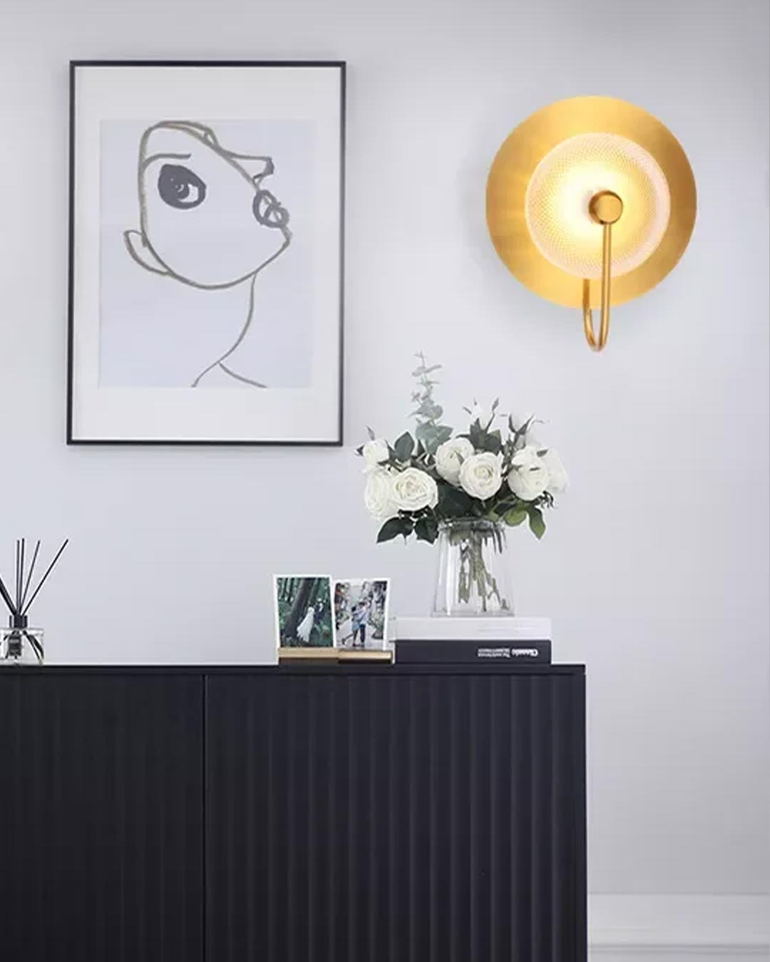 Frendorf | AuroraTorch Runde Metall-Wandleuchte | Modernes Design | Stimmungsvolle Wandbeleuchtung