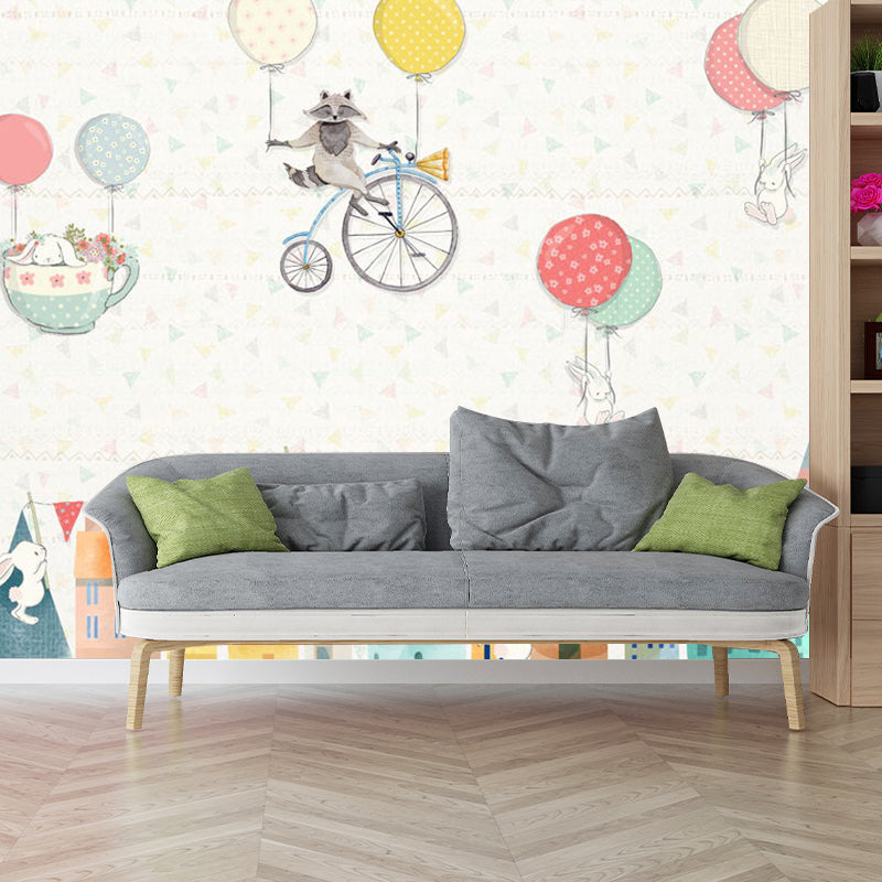 Frendorf | Benutzerdefinierte Illustrations-Luftballon-Wandmural-Aufkleber für das Kinderzimmer in Beige, personalisierte Größe verfügbar