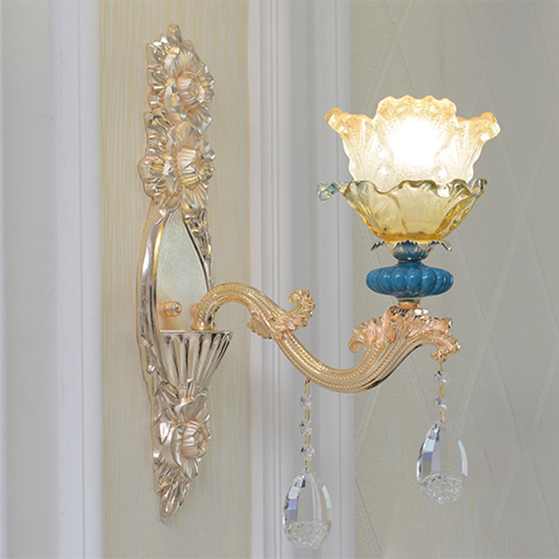 Frendorf | 1/2-Bulb Bloemen Wandlamp Armatuur Traditionele Gouden Afwerking Kristal Wandgemonteerde Verlichting