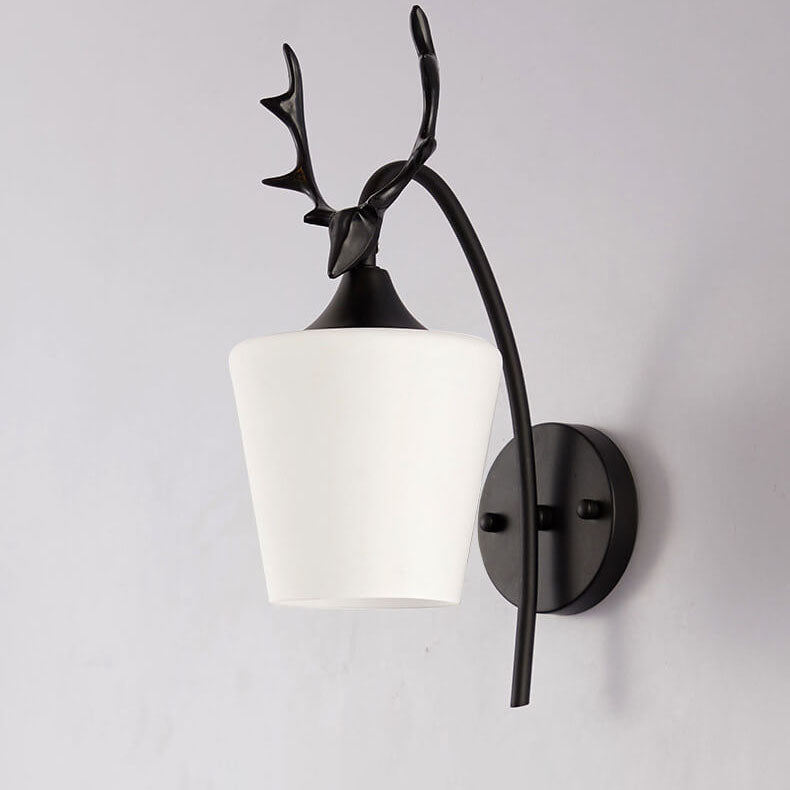 Frendorf | Branvia AntlerGlow Wandleuchte | Nordisches Design | Glas-Kegelschirm | 1-flammig | Rustikaler Stil