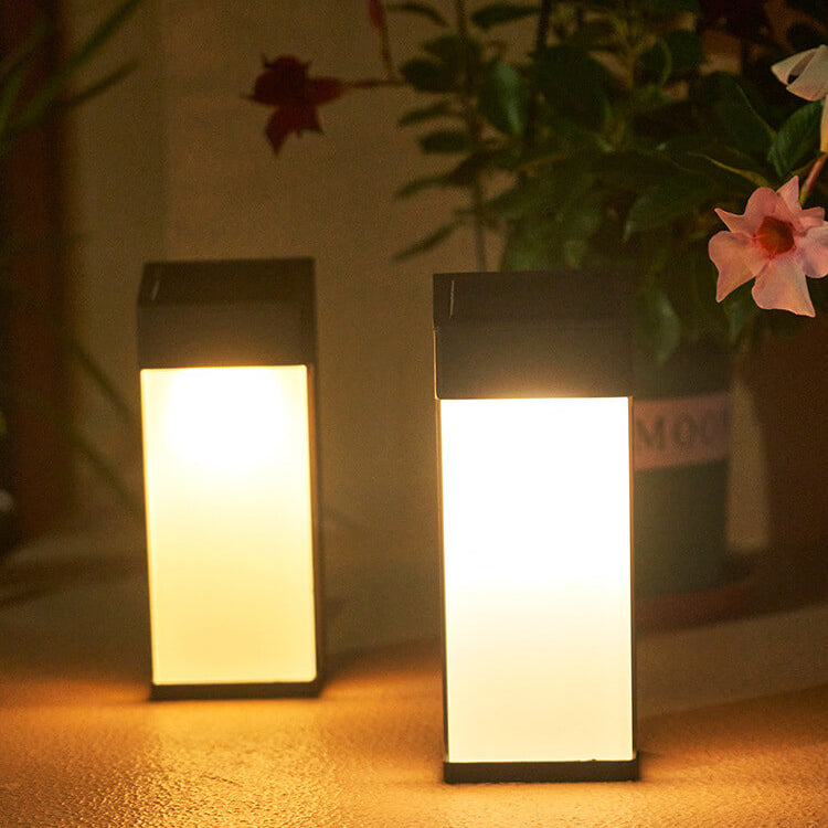 Frendorf | SolAura Frosted Glas Außenleuchte | Solar LED Wandleuchte | Wasserdicht & Energiesparend