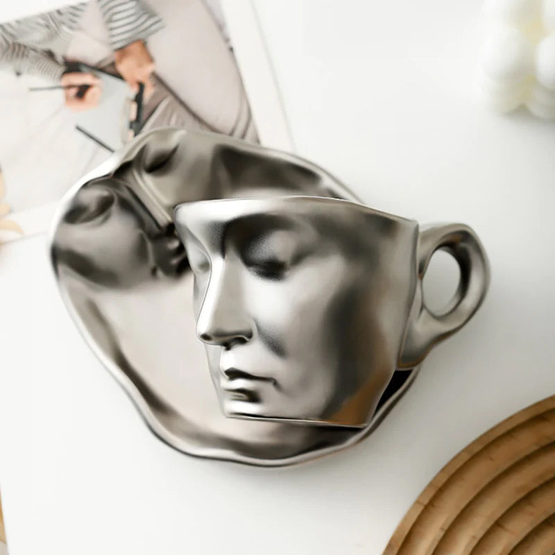 Frendorf | Metal Touching Face Kreative Keramische Kiss Kaffee Becher, Künstlerisches Vibe Becher & Untertasse Set