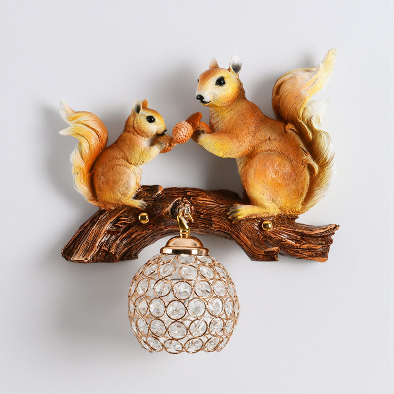 Frendorf | Crystanova Wandleuchte | Kreatives Eichhörnchen-Design | Kristall-Details | 1-flammige Lampe für Schlafzimmer