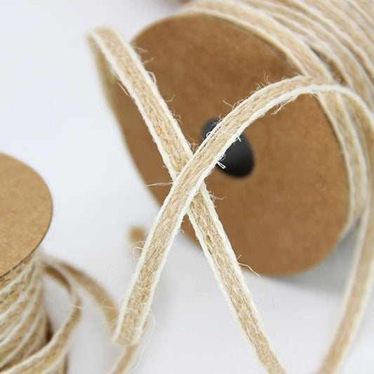 Frendorf | 10M/Rolle Breite 0,5 cm Jute-Burlap-Rollen Hessian Band mit Spitze Vintage Rustikale Hochzeitsdekoration