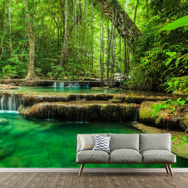 Frendorf | Frisches Dschungel- und Wasserwandbild für Wohnzimmer Naturszene Wandkunst in Grün, Maßanfertigung