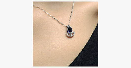 Frendorf | Blaue Rosenblumen-Halskette