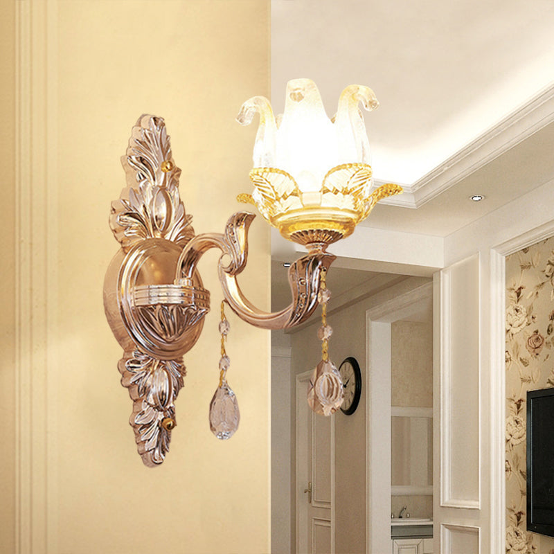 Florale Schlafzimmerscone Lichtarmatur Traditionelle Einzelne Kristallglas Wandbeleuchtung Idee in Gold