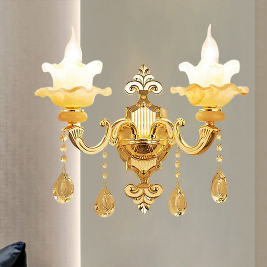 Frendorf | 2 Glühbirnen Wandmontage Beleuchtung Mid-Century Kerzenstil Kristallglas Wandleuchte in Gold