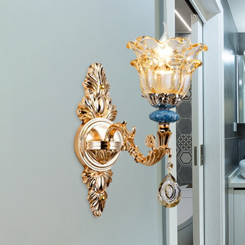 Frendorf | 2-lagige Blumen Kristall Wandlampen-Kit traditionelle 1/2-Lampe Nachttisch Wandmontage Beleuchtung in Gold