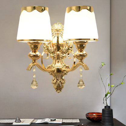 Frendorf | 2-Lampen Wandschijnwerpers met Barrel Shade Opal Glas Postmoderne Slaapkamer Wandlamp in Goud