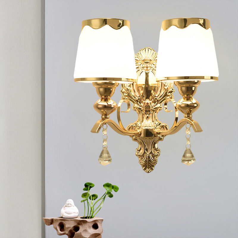 Frendorf | 2-Lampen Wandschijnwerpers met Barrel Shade Opal Glas Postmoderne Slaapkamer Wandlamp in Goud