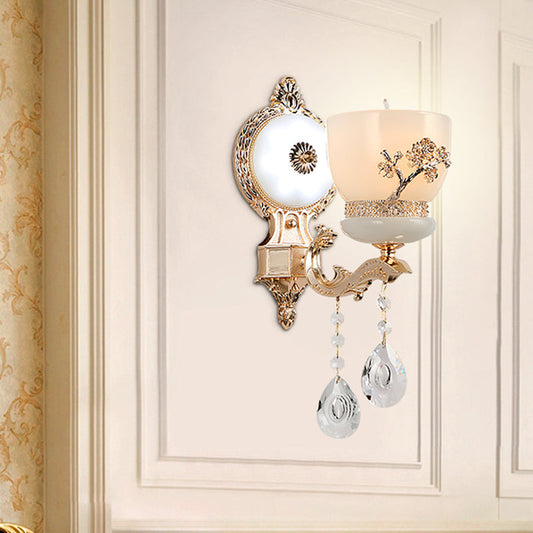 Frendorf | 1/2-Bol Bloem-Relief Kom Wandlamp Rustiek Goud Frosted Glas Wandlamp met Kristal Drop