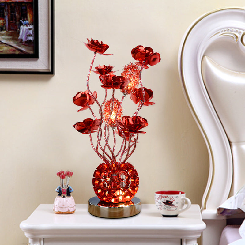 Frendorf | Curverose – Stilvolle rote Rosen-LED-Tischlampe