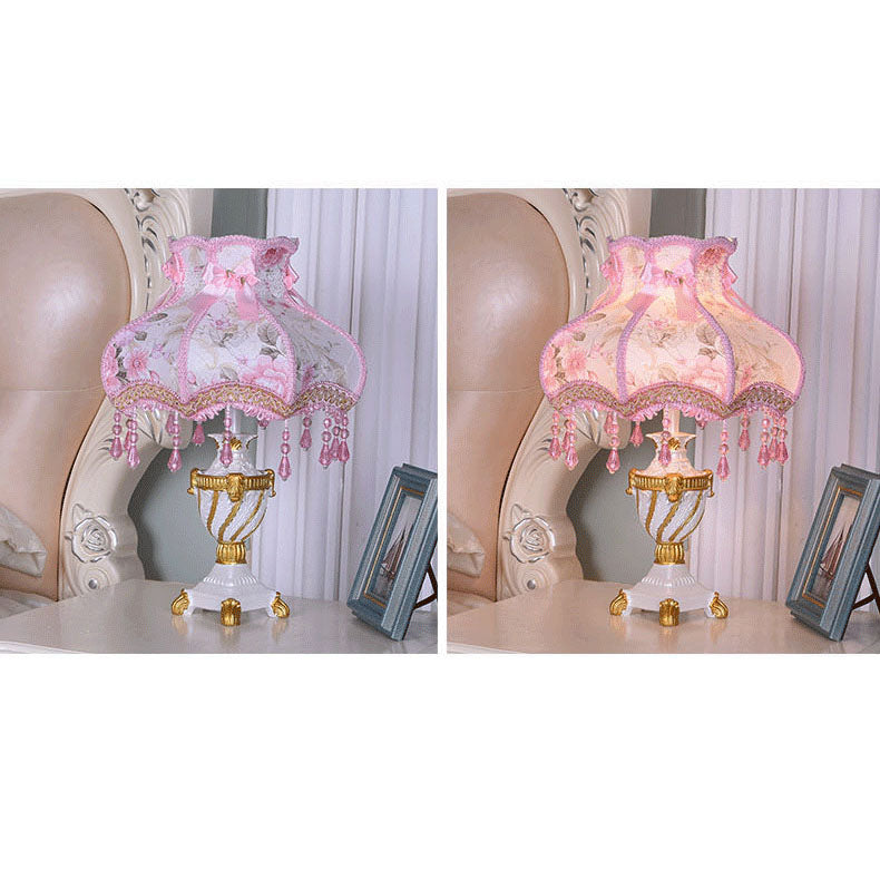 Frendorf | LaceLux Europäische Tischlampe | Stoff & Spitze | Elegante Harzfuß-Leuchte | Dekoration & Beleuchtung