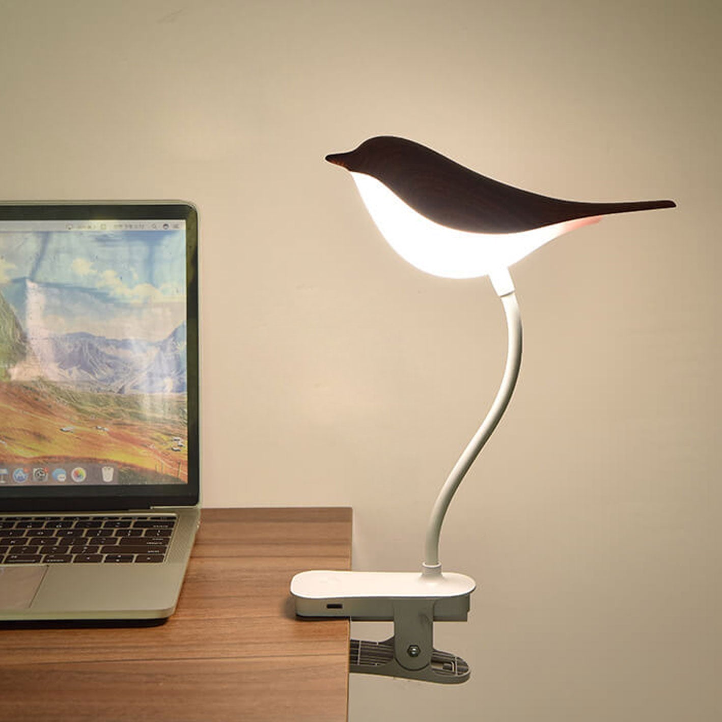 Frendorf | BrightBird Nordic LED Tischlampe | USB-Ladung | Nachtlicht mit Vogelclip | Modernes Design