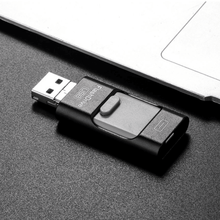 Frendorf | Plug & Play USB Drive  für iPhone