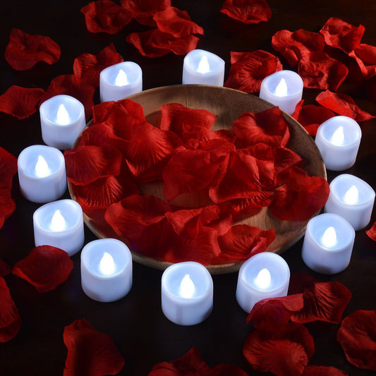 Frendorf | 12-teilig: LED Teelichtkerze mit 100 Stück Fake Rosenblüten